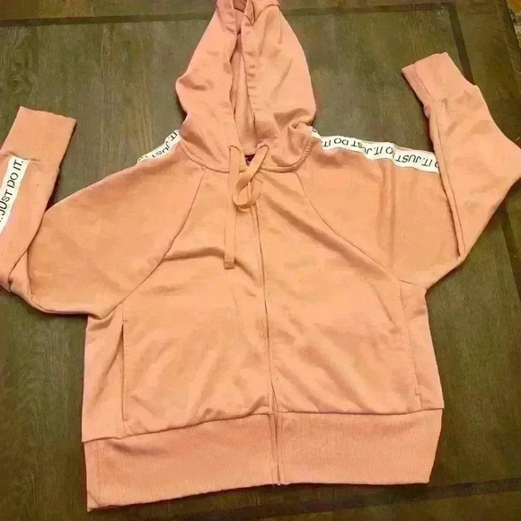 Nike Jacket Womens Small Pink Spell Out Swoosh Sweater Pullover Hooded Casual - Picture 1 of 7